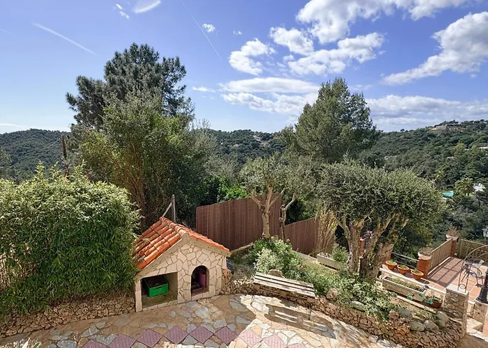 Πανσιόν Villa Lloret De Mar 4*